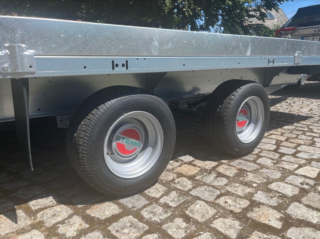 CARRIER XL - PŘEPRAVNÍK AUT A STROJŮ